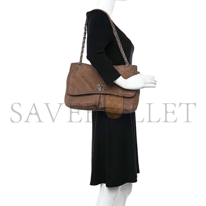 CHANEL LARGE QUILTED NUBUCK NATURAL BEAUTY SPLIT POCKET FLAP SHOULDER BAG (33*22*9cm)